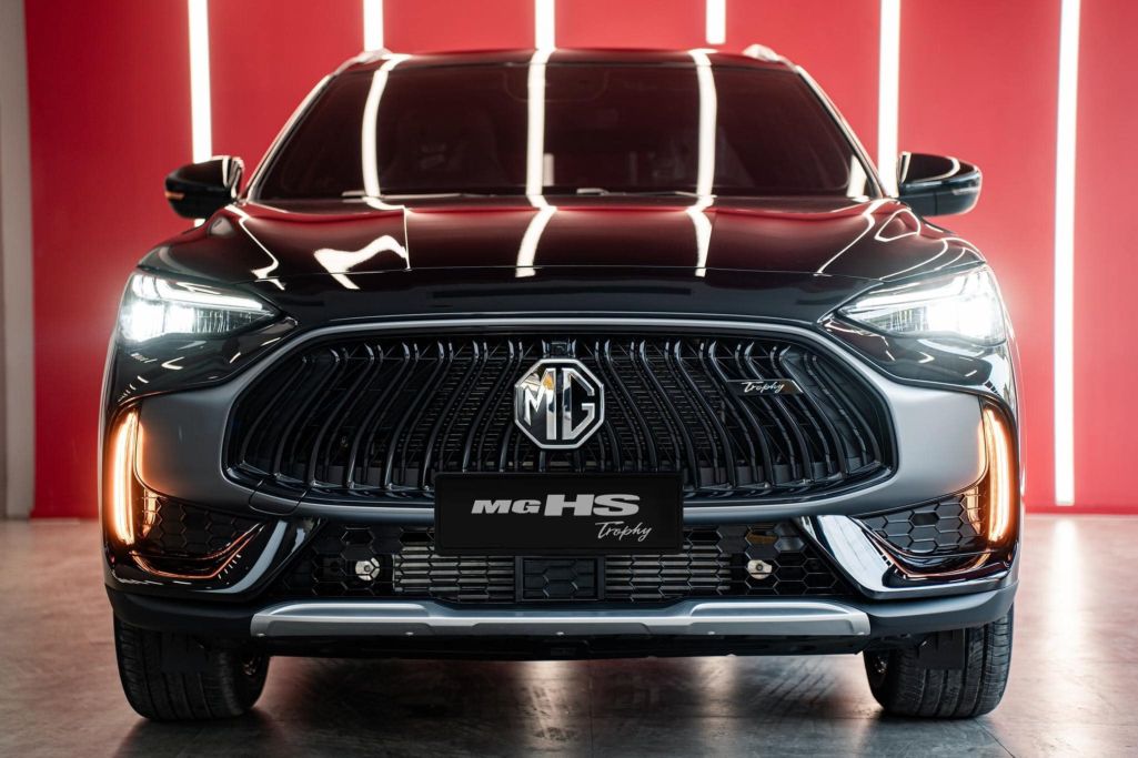 ngoại thất đầu xe MG HS